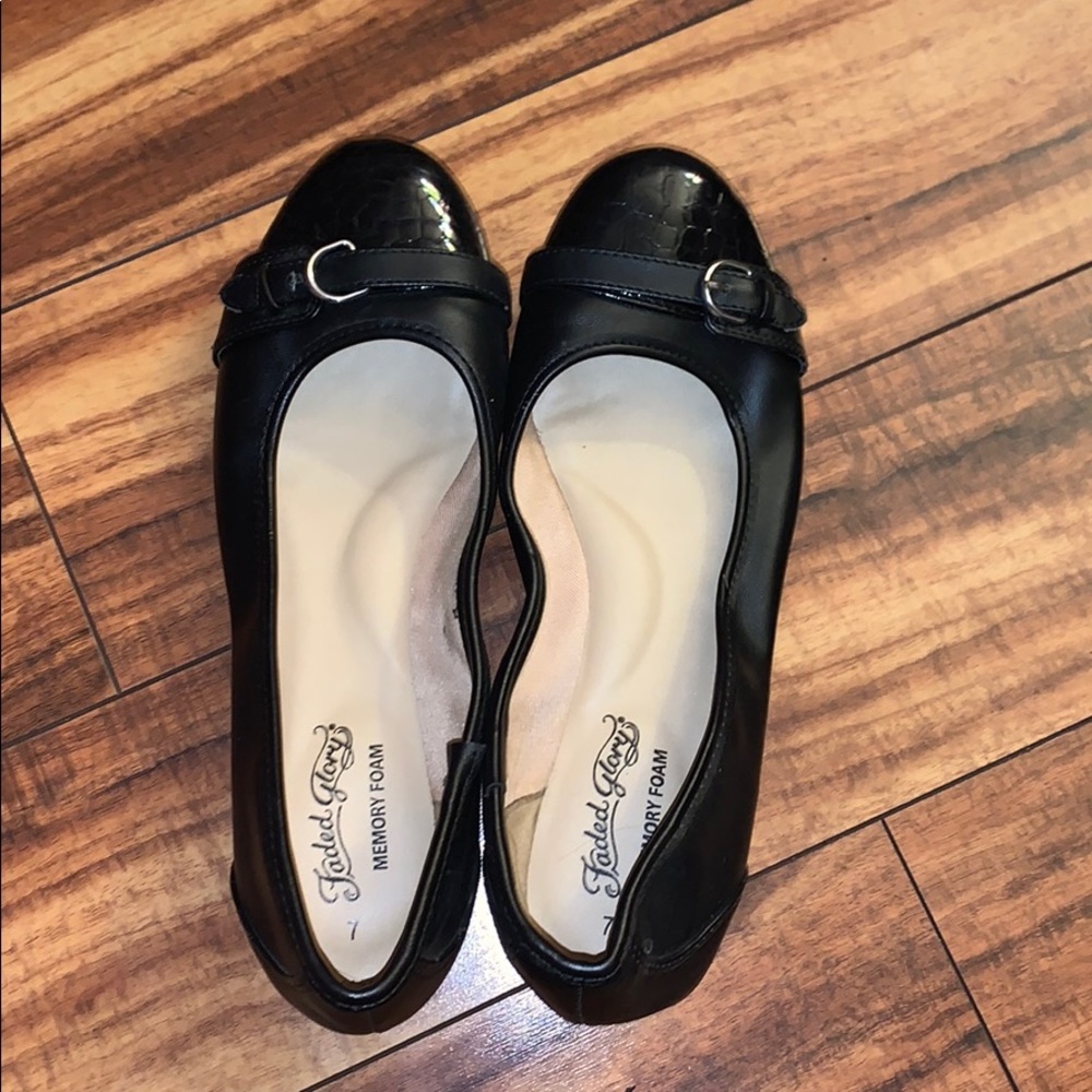 Black flats